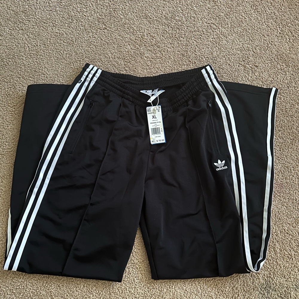 BRAND NEW with tags black size XL adidas pants